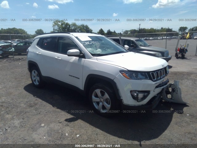 3C4NJDBB9JT231055  jeep compass 2018 IMG 0