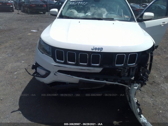 3C4NJDBB9JT231055  jeep compass 2018 IMG 5