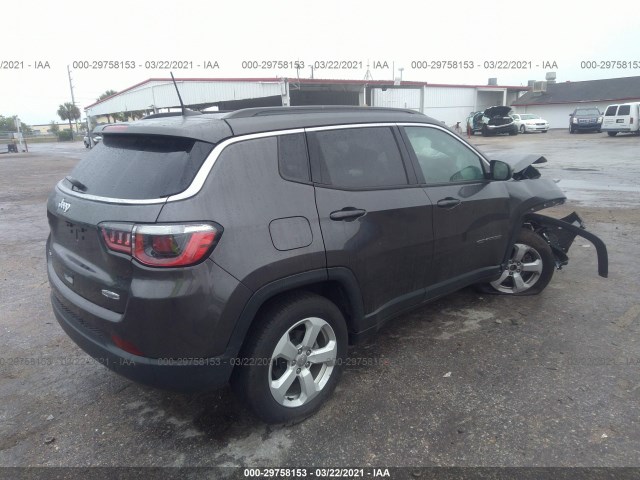 3C4NJDBBXJT180553  jeep compass 2018 IMG 3