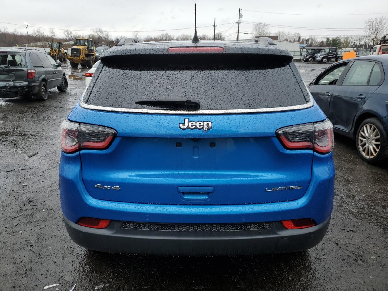 3C4NJDCB2HT688492  jeep compass 2017 IMG 5