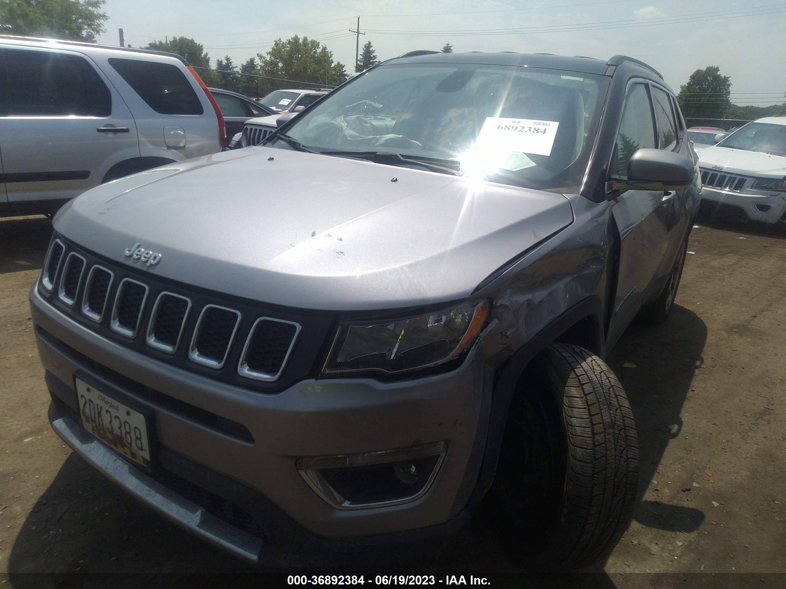 3C4NJDCB5HT687921  jeep compass 2017 IMG 1