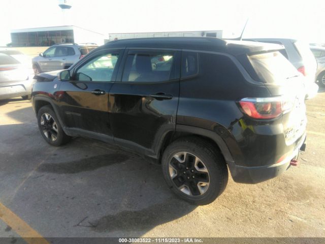 3C4NJDDB0JT128992  jeep compass 2018 IMG 2