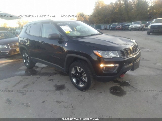 3C4NJDDB0JT131357  jeep compass 2018 IMG 0