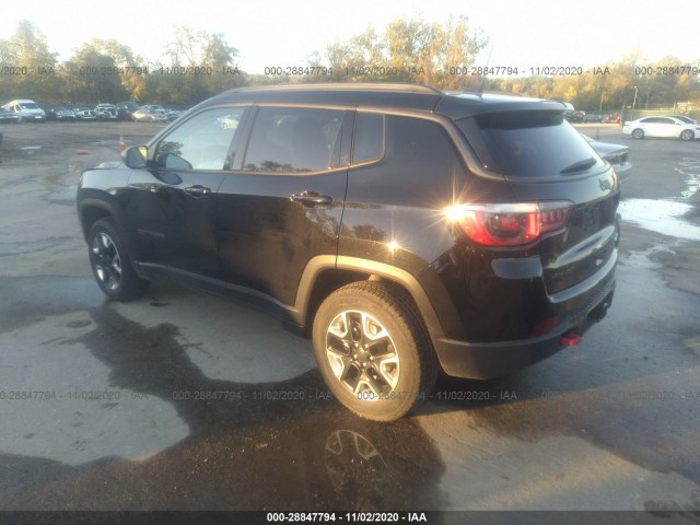 3C4NJDDB0JT131357  jeep compass 2018 IMG 2