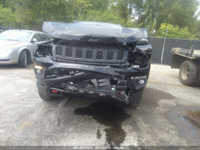 3C4NJDDB8JT129419  jeep compass 2018 IMG 5