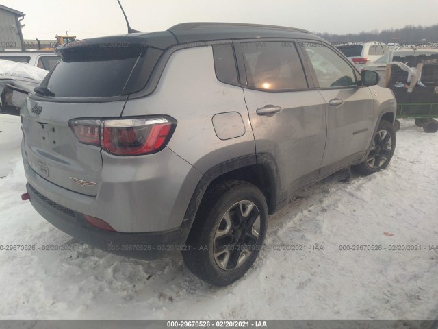 3C4NJDDB9HT640468  jeep compass 2017 IMG 3