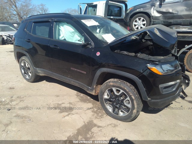 3C4NJDDBXHT656632  jeep compass 2017 IMG 0