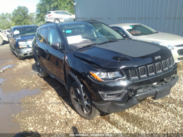 3C4NJDDBXHT667341  jeep compass 2017 IMG 0