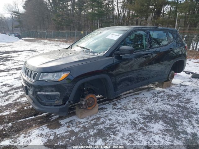 3C4NJCAB2JT461242  jeep compass 2018 IMG 1