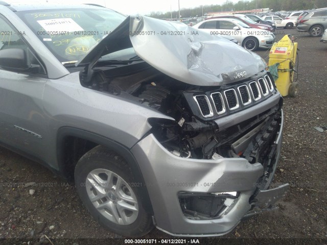 3C4NJCAB3JT272132  jeep compass 2018 IMG 5