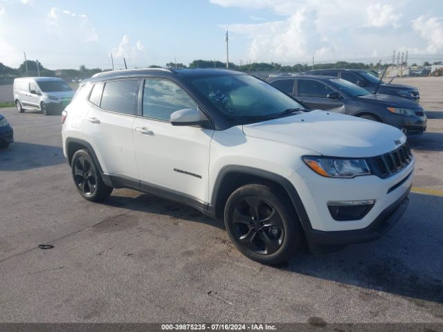 3C4NJCBBXJT407265  jeep compass 2018 IMG 0