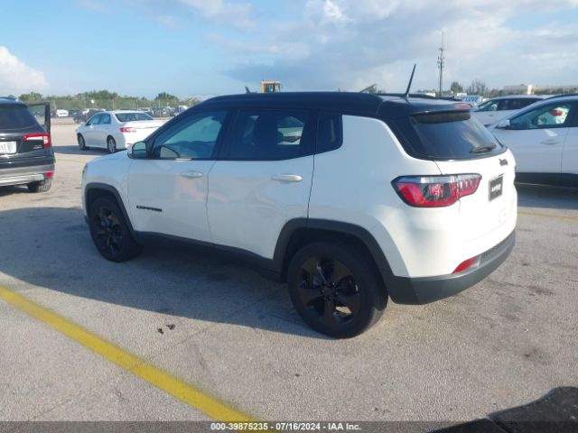 3C4NJCBBXJT407265  jeep compass 2018 IMG 2