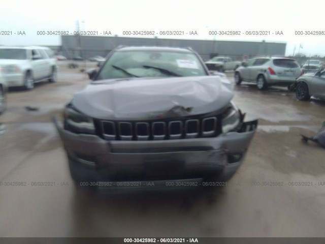 3C4NJCCBXJT405854  jeep compass 2018 IMG 5