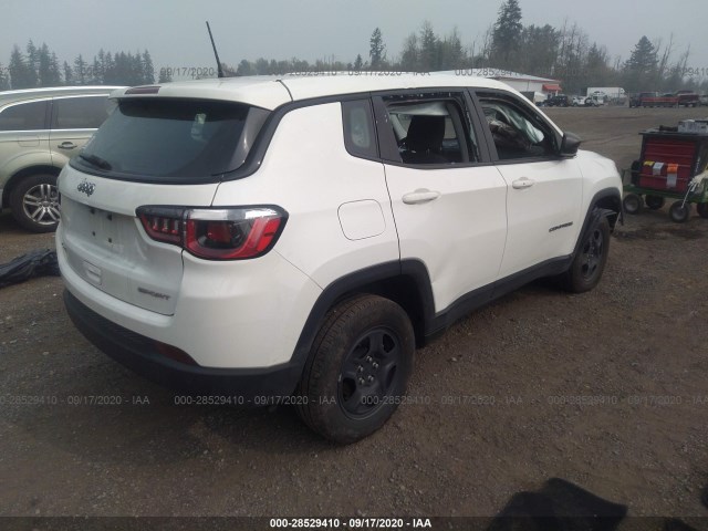 3C4NJDABXJT492115  jeep compass 2018 IMG 3