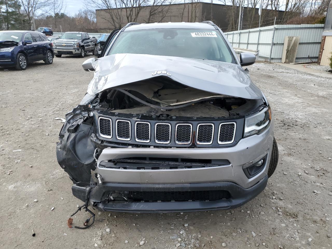 3C4NJDBB0JT331934  jeep compass 2018 IMG 4