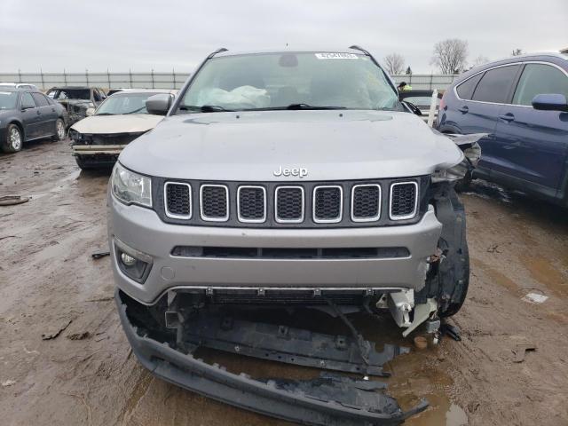 3C4NJDBB0JT456710  jeep compass 2018 IMG 4