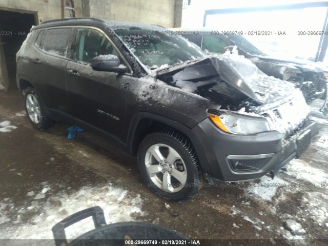 3C4NJDBB1JT284462  jeep compass 2018 IMG 0