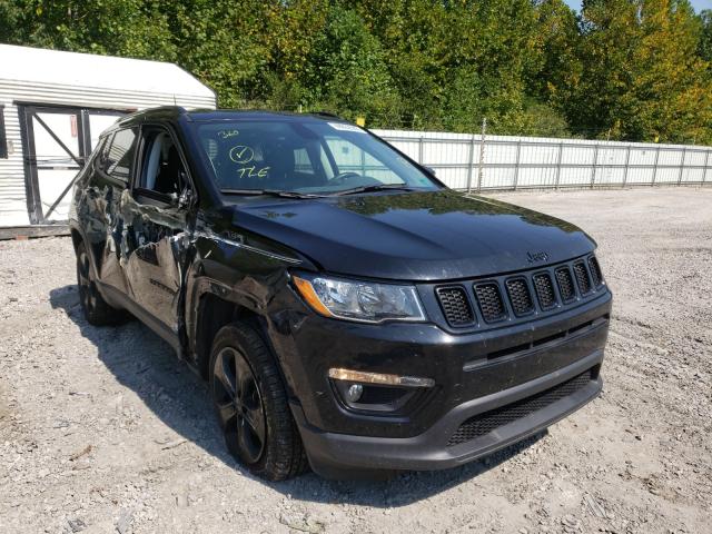 3C4NJDBB2JT299035  jeep compass 2018 IMG 0