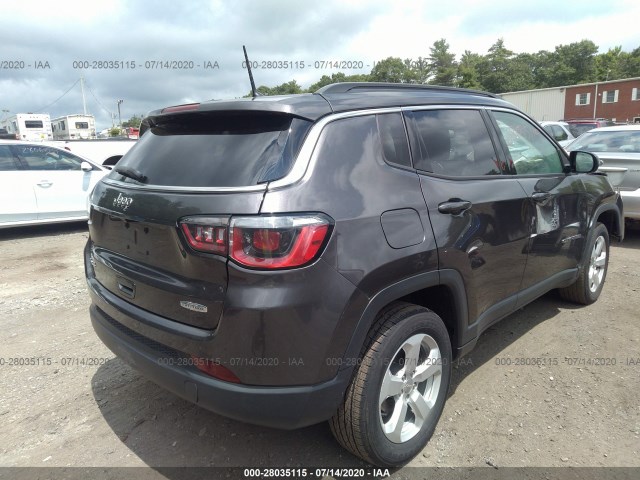 3C4NJDBB2JT435003  jeep compass 2018 IMG 3