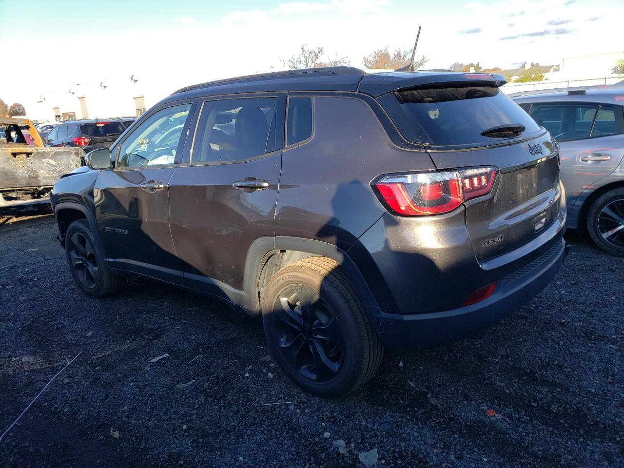 3C4NJDBB2KT621304  jeep compass 2019 IMG 1