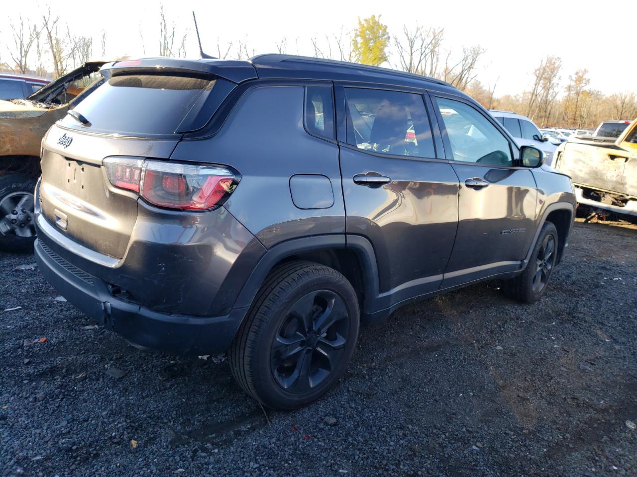 3C4NJDBB2KT621304  jeep compass 2019 IMG 2