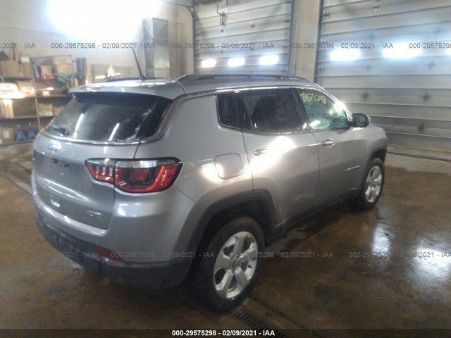 3C4NJDBB3JT342829  jeep compass 2018 IMG 3