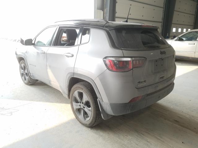 3C4NJDBB3JT454370  jeep compass 2018 IMG 2