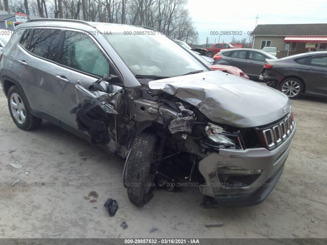 3C4NJDBB5JT355811  jeep compass 2018 IMG 5