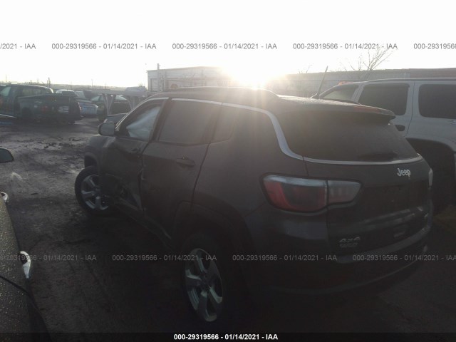 3C4NJDBB5JT366260  jeep compass 2018 IMG 2