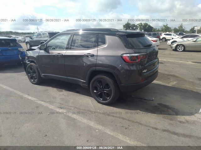 3C4NJDBB7JT395498  jeep compass 2018 IMG 2