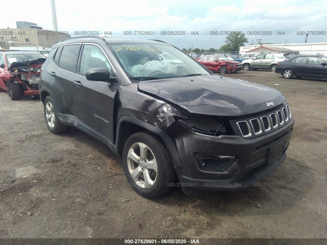 3C4NJDBB9JT262421  jeep compass 2018 IMG 5