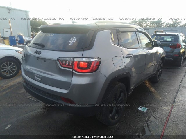 3C4NJDBB9JT313450  jeep compass 2018 IMG 3