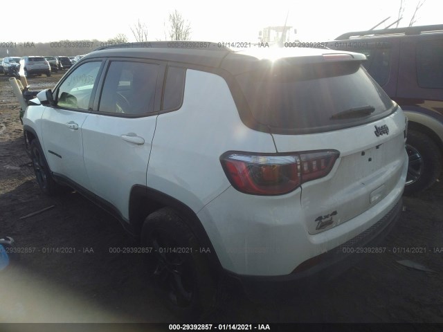 3C4NJDBB9JT395177  jeep compass 2018 IMG 2