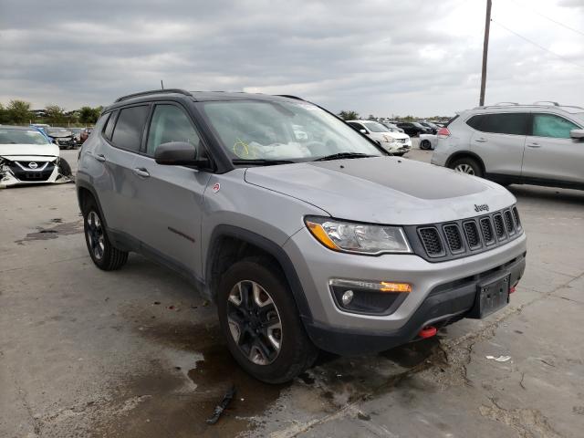 3C4NJDDB1JT450881  jeep compass 2018 IMG 0