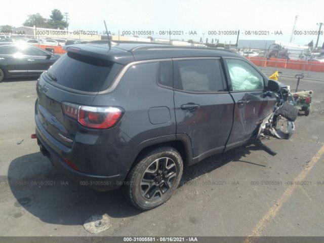 3C4NJDDB1JT485842  jeep compass 2018 IMG 3