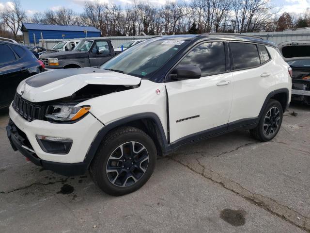 3C4NJDDB3KT667821  jeep compass 2018 IMG 0