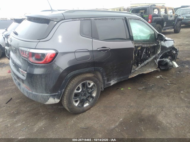 3C4NJDDB5JT441889  jeep compass 2018 IMG 3