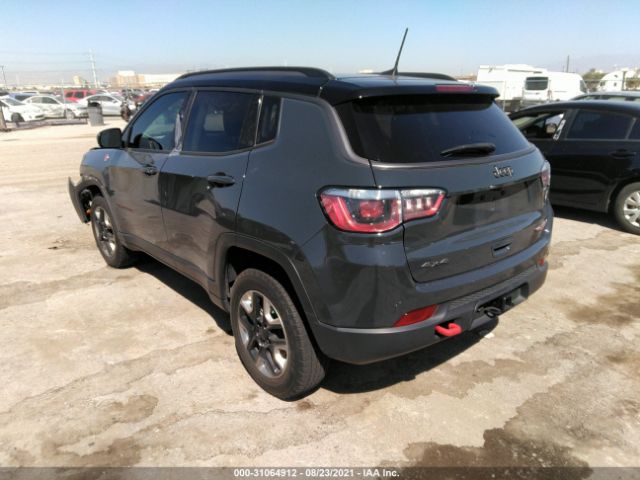 3C4NJDDB7JT315789  jeep compass 2018 IMG 2