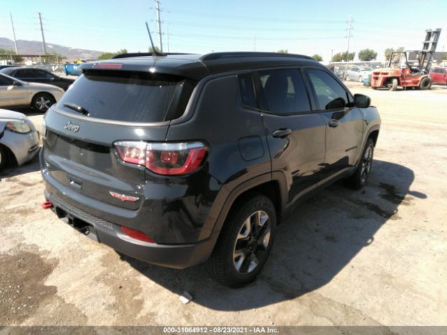 3C4NJDDB7JT315789  jeep compass 2018 IMG 3