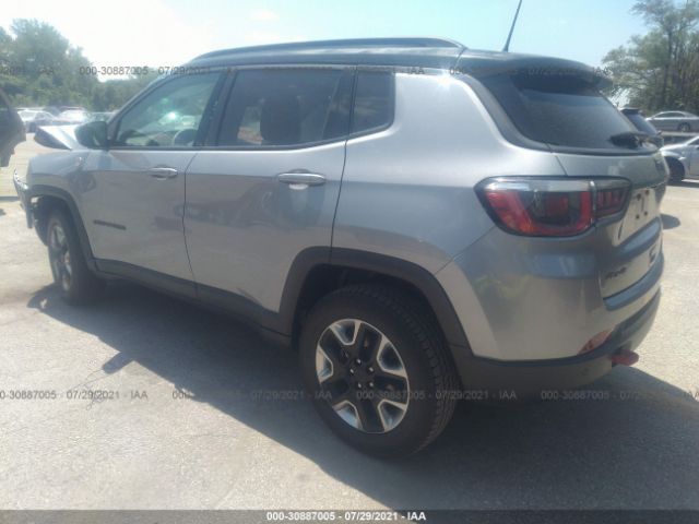 3C4NJDDBXJT367028  jeep compass 2018 IMG 2