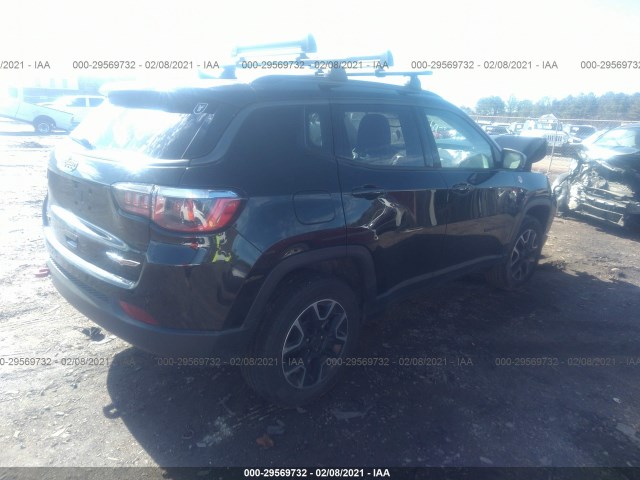 3C4NJDDBXJT485807  jeep compass 2018 IMG 3