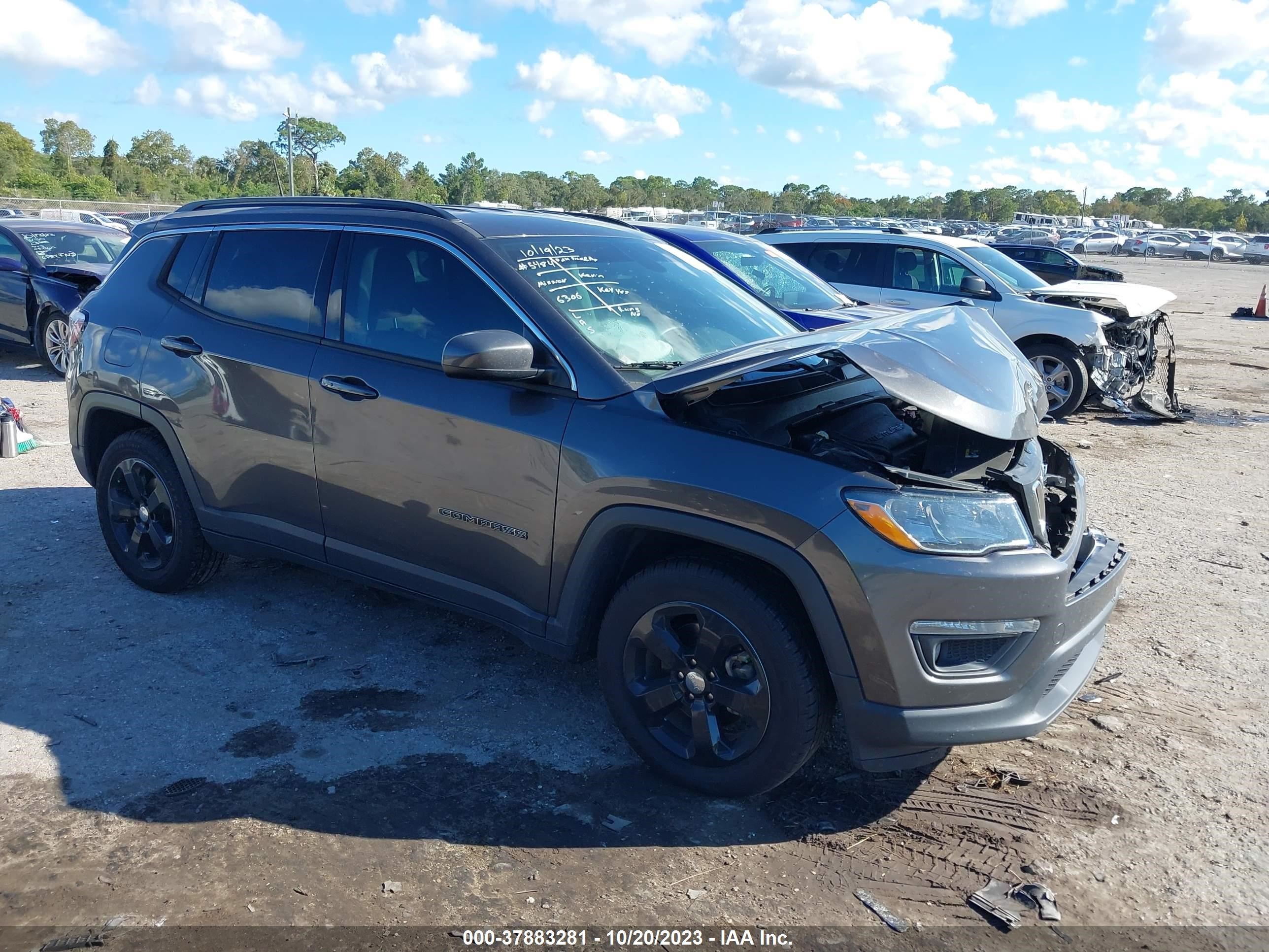 3C4NJCBB5KT856306  jeep compass 2019 IMG 0