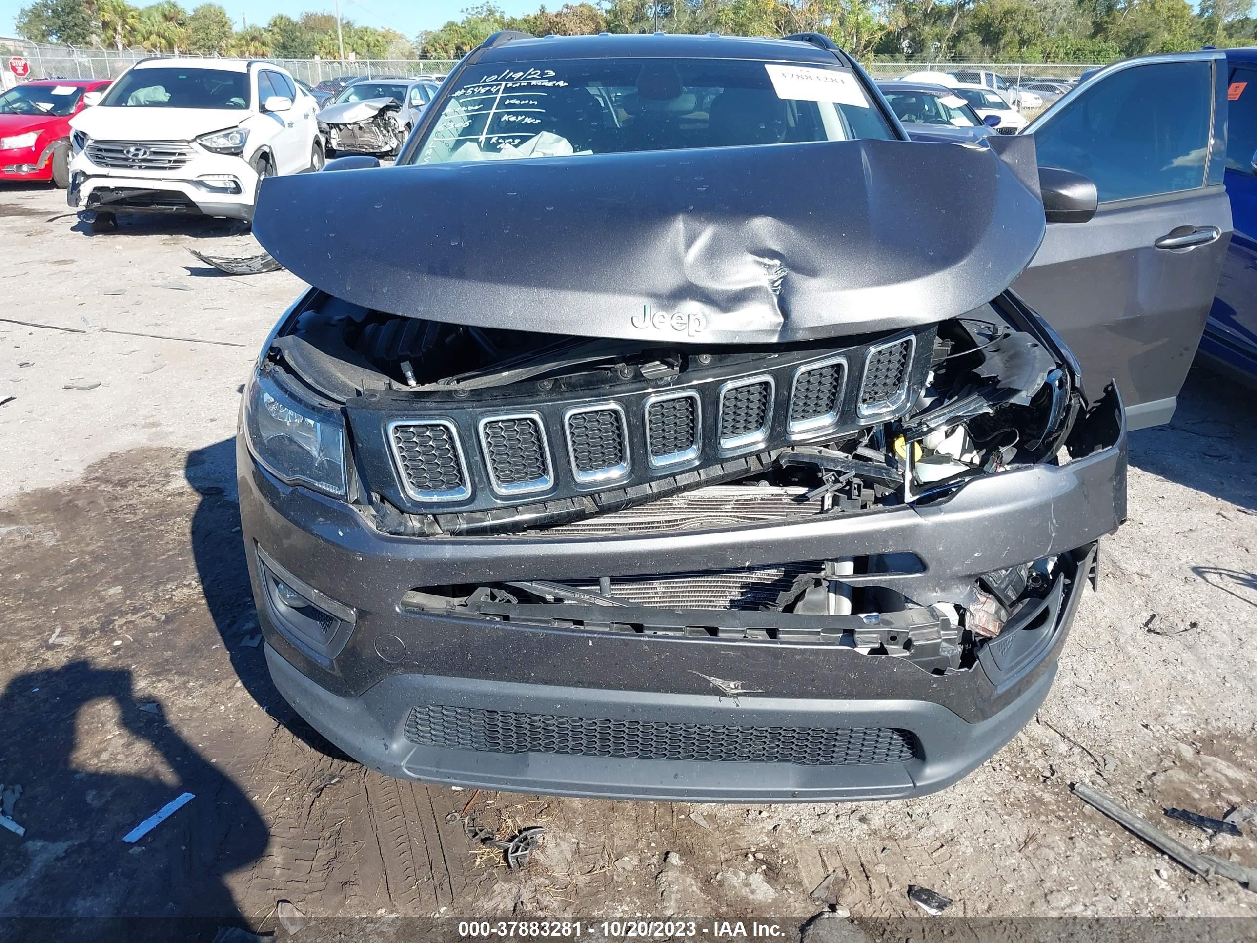 3C4NJCBB5KT856306  jeep compass 2019 IMG 5