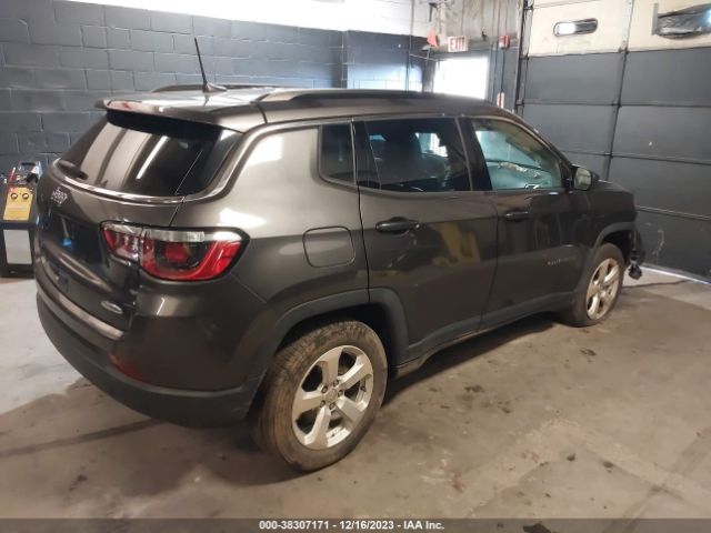 3C4NJDBB3KT839056  jeep compass 2019 IMG 3