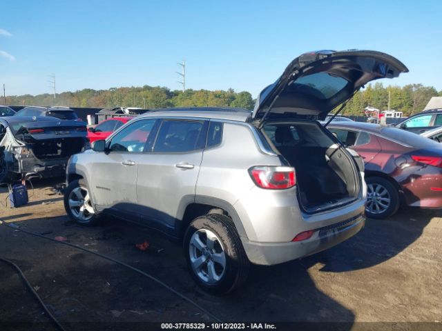 3C4NJDBB9KT703451  jeep compass 2019 IMG 2