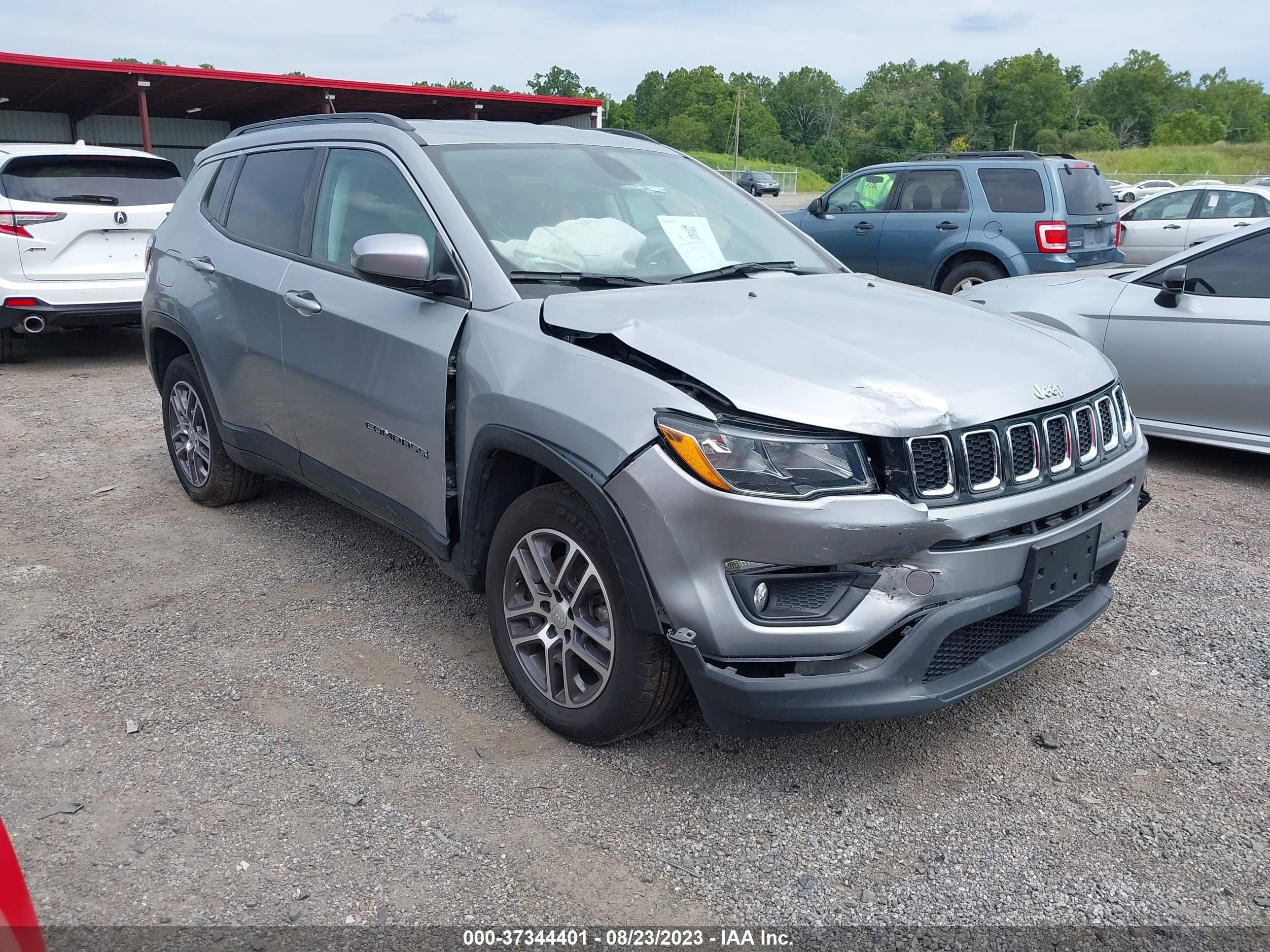 3C4NJDBB9LT168008  jeep compass 2020 IMG 0