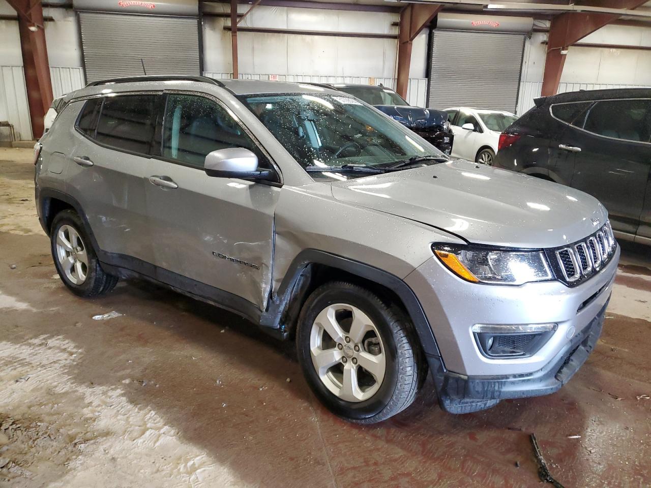 3C4NJDBBXKT729234  jeep compass 2019 IMG 3