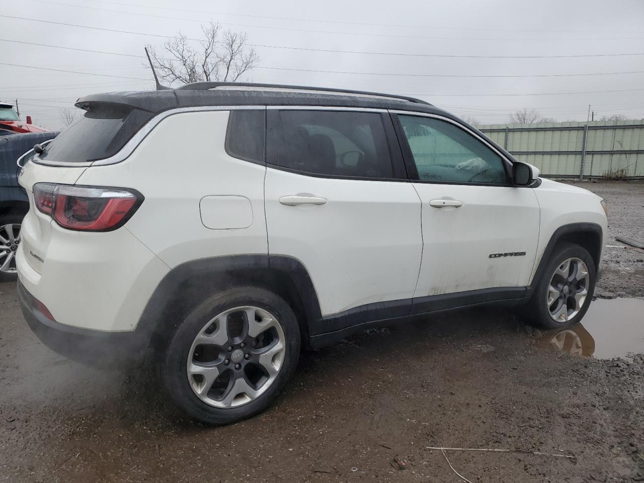 3C4NJDCB0KT842267  jeep compass 2019 IMG 2