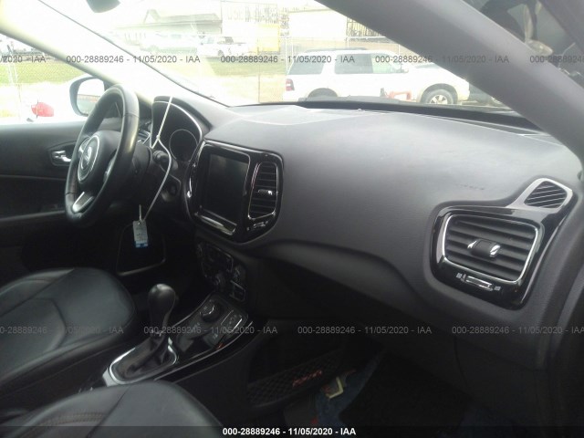 3C4NJDCB6KT800444  jeep compass 2019 IMG 4