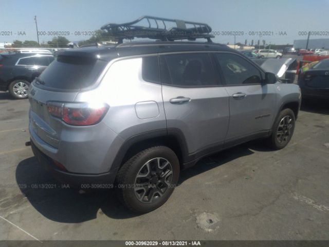 3C4NJDDB0KT739929  jeep compass 2019 IMG 3